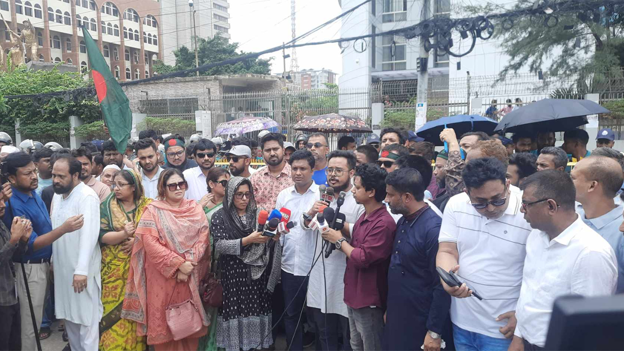সিইসিসহ ৫ ইসির পদত্যাগ না করা পর্যন্ত বিক্ষোভ সমাবেশ চলবে: এনসিপি