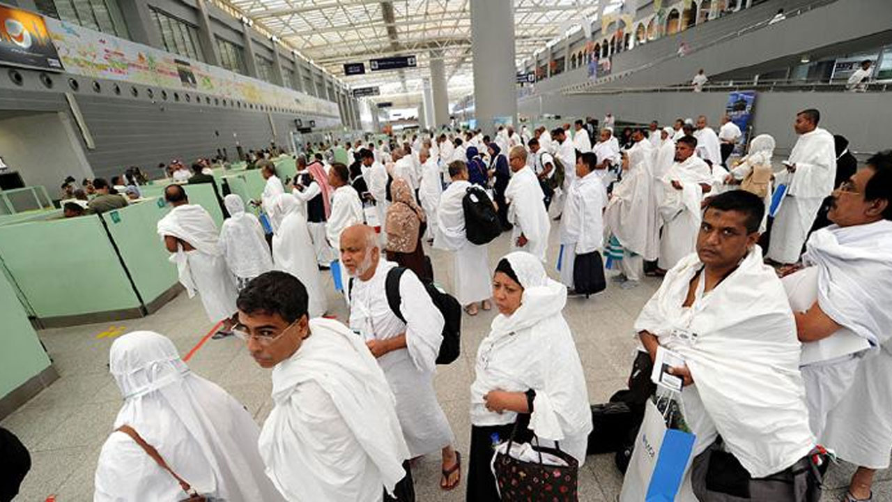 সৌদি পৌঁছেছেন ৫৪ হাজার ৪৯৭ হজযাত্রী