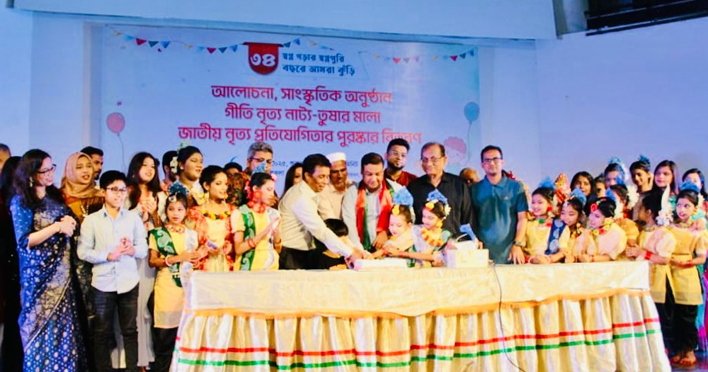 বিজাতীয় সংস্কৃতিকে ছুড়ে ফেলে সুস্থ সাংস্কৃতিক চর্চা করতে হবে: কাদের গনি চৌধুরী