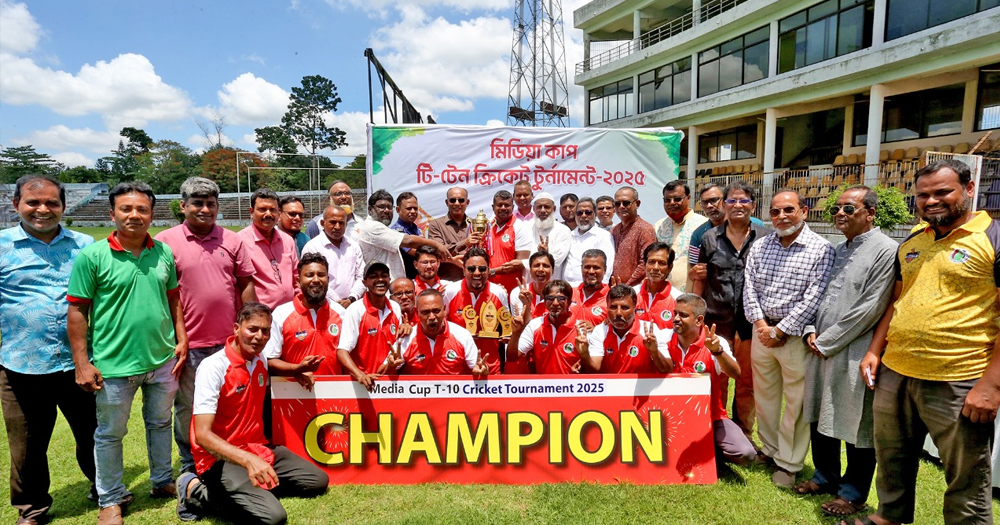 বগুড়ায় মিডিয়া কাপ ক্রিকেট টুর্ণামেন্টে শহীদ শিমুল একাদশ চ্যাম্পিয়ন