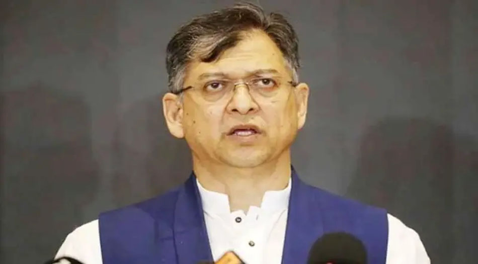 আমরা নির্বাচনের রোডম্যাপ চেয়েছি, সরকার পদত্যাগের নাটক করেছে : সালাহউদ্দিন আহমেদ