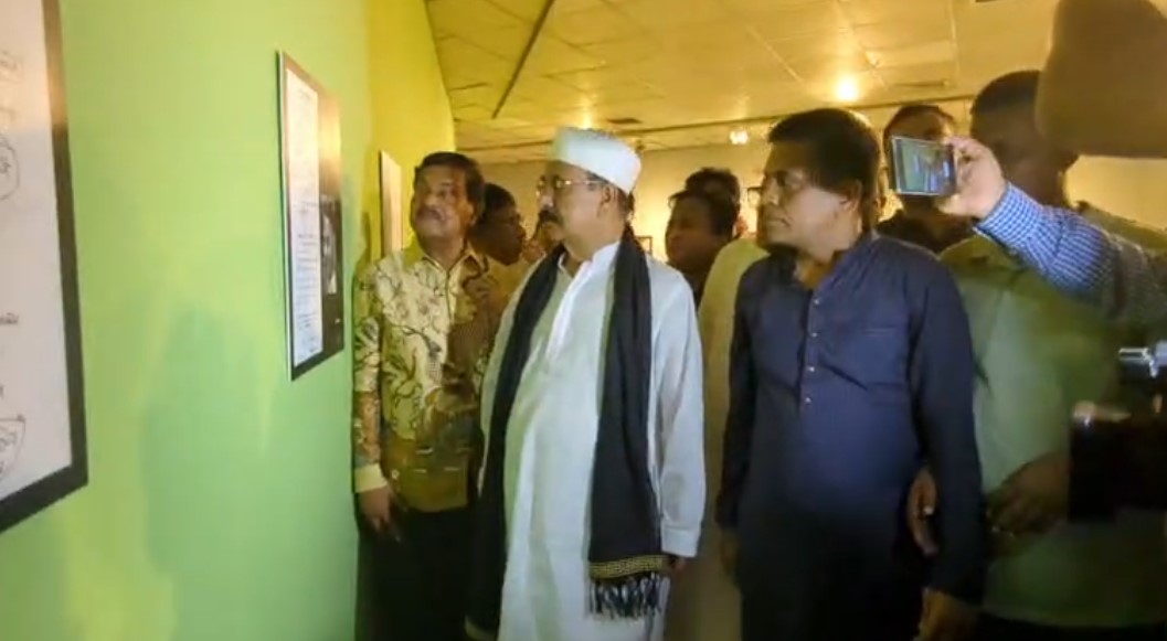 গণতন্ত্রের বিজয় আদায় করতেই হবে : গয়েশ্বর