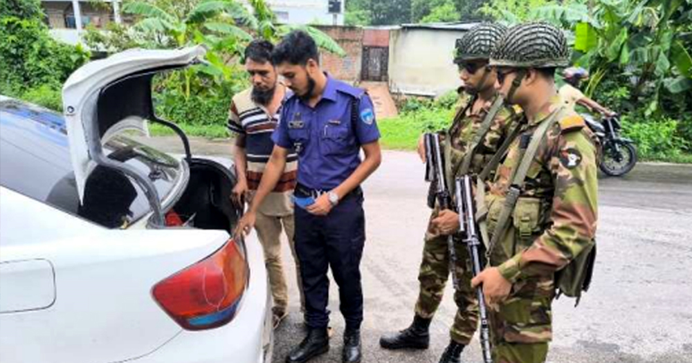 যৌথ বাহিনীর অভিযানে ৪৫৬ গাড়ি তল্লাশি, ২২ মোটরসাইকেল জব্দ