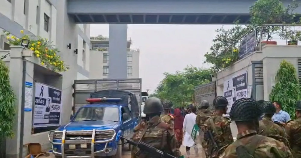 গাজীপুরে শ্রমিক-পুলিশ সংঘর্ষ, পুলিশসহ আহত অর্ধশতাধিক