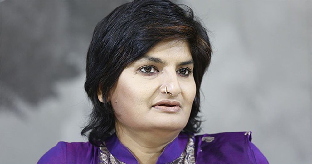 মুন্নী সাহা ও তার পরিবারের সদস্যদের দেশত্যাগে নিষেধাজ্ঞা