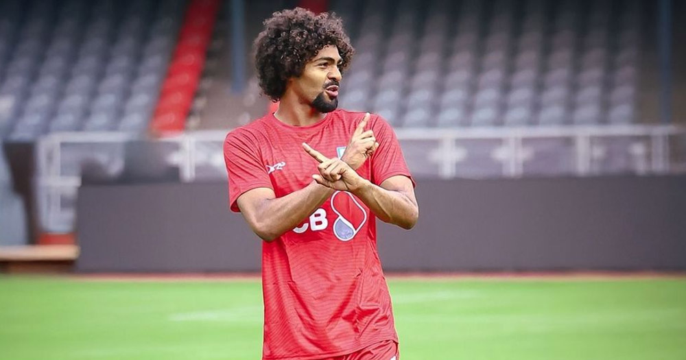 হামজাকে এবার ডাকছে চ্যাম্পিয়ন্স লিগের দল