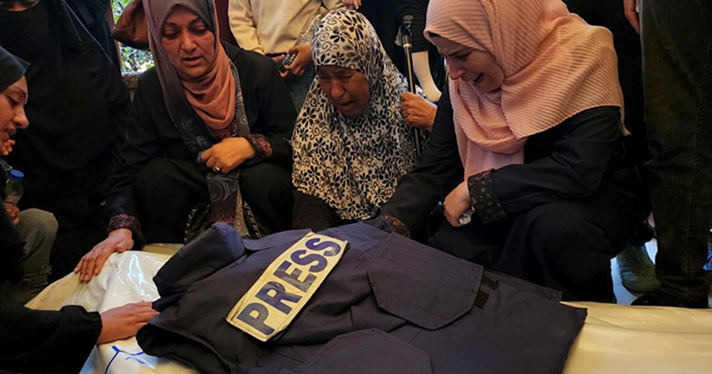 গাজায় সাংবাদিকদের তাঁবুতে ইসরায়েলের ড্রোন হামলা, নিহত ৪