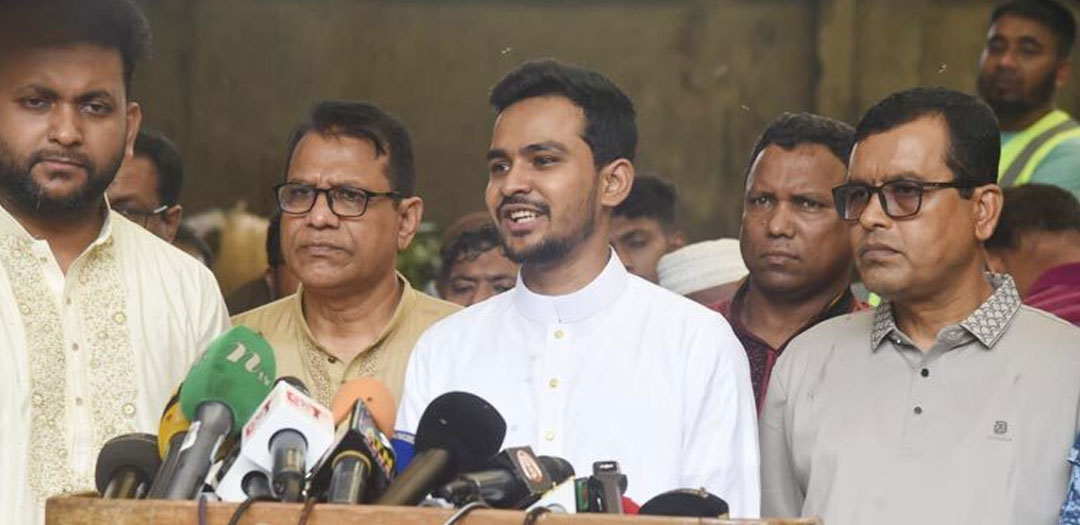 কোরবানির বর্জ্যের কারণে নগরবাসীর ঈদ আনন্দ বাধাগ্রস্ত হবে না: আসিফ মাহমুদ