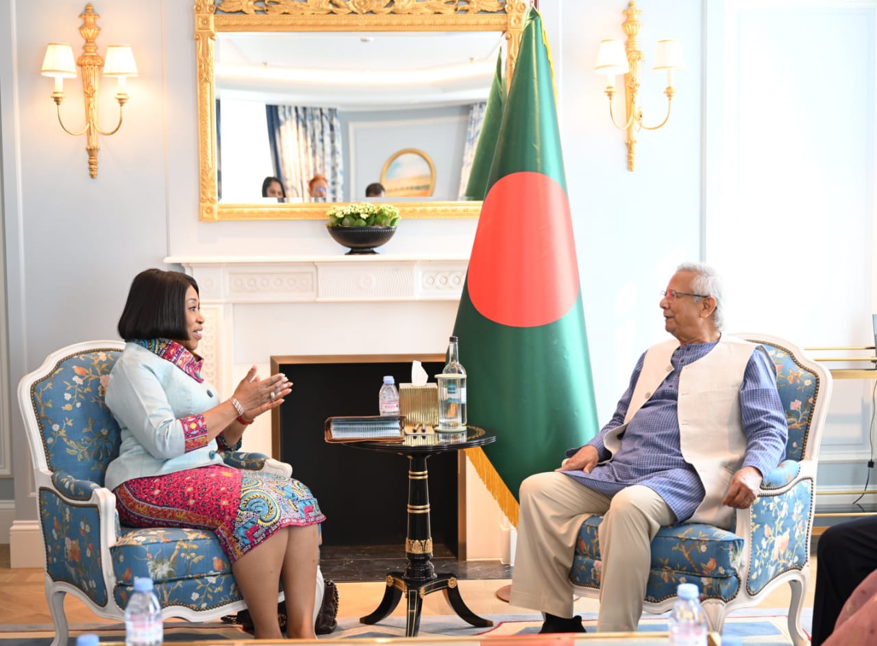 প্রধান উপদেষ্টার সঙ্গে কমনওয়েলথ মহাসচিবের সাক্ষাৎ