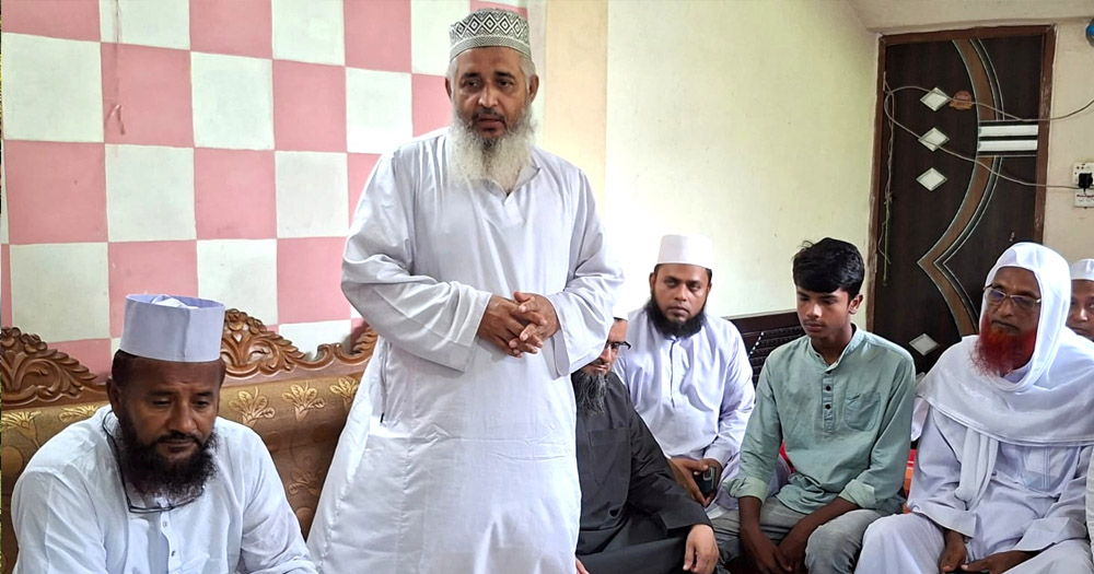 ইমাম হত্যার বিচারের দাবিতে স্বরাষ্ট্র উপদেষ্টার কাছে যাবে ৯ লাখ ইমাম-মুয়াজ্জিন