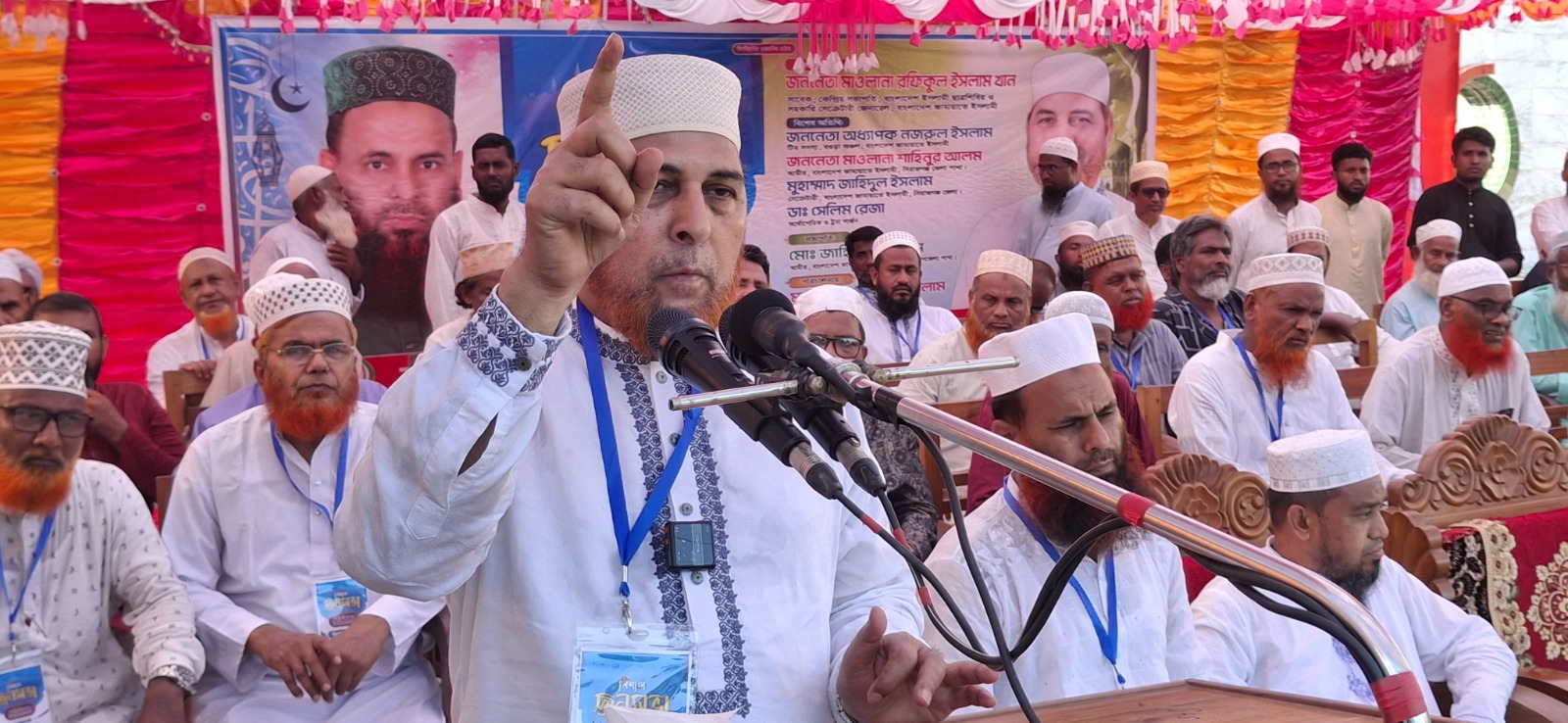 সিরাজগঞ্জ-১ আসনে জামায়াতের প্রার্থীকে নিয়ে সরব প্রচারণায় রফিকুল ইসলাম খান