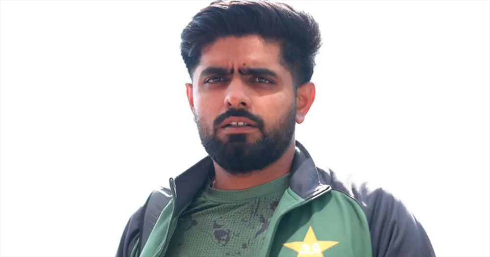 প্রথমবার বিগ ব্যাশ খেলতে সিডনি সিক্সার্সে বাবর আজম