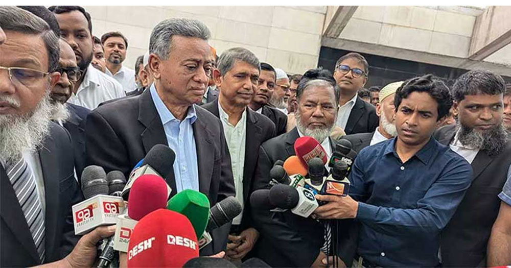 গণতন্ত্র-দেশের মালিকানা ফেরাতে দ্রুত নির্বাচন চায় বিএনপি: আমীর খসরু