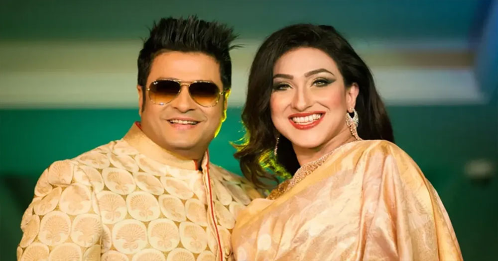 আত্মগোপনে থেকেই ঋতুপর্ণাকে কবিতা লিখলেন ফেরদৌস