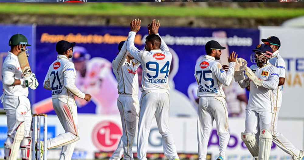 শেষ বিকেলে ২৬ রানে ৫ উইকেট,৫০০ অনিশ্চিত বাংলাদেশের