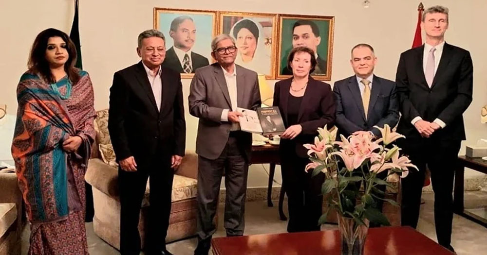 বিএনপি মহাসচিবের সঙ্গে যুক্তরাষ্ট্র রাষ্ট্রদূতের সাক্ষাৎ