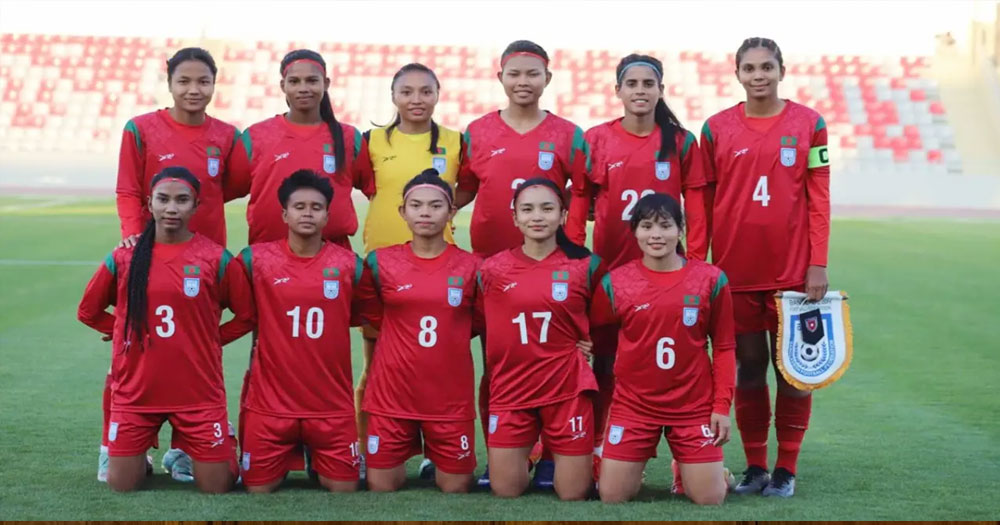 বাংলাদেশ নারী ফুটবল দলের ফিজিওর মোবাইল ও টাকা চুরি