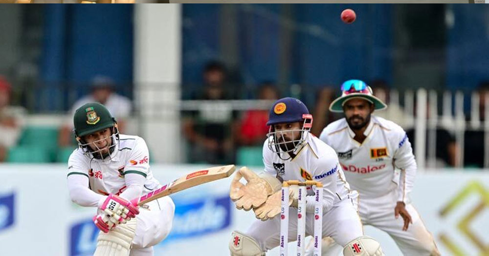 একবার জীবন পেয়ে সেই স্লগ সুইপের ফাঁদেই মুশফিক