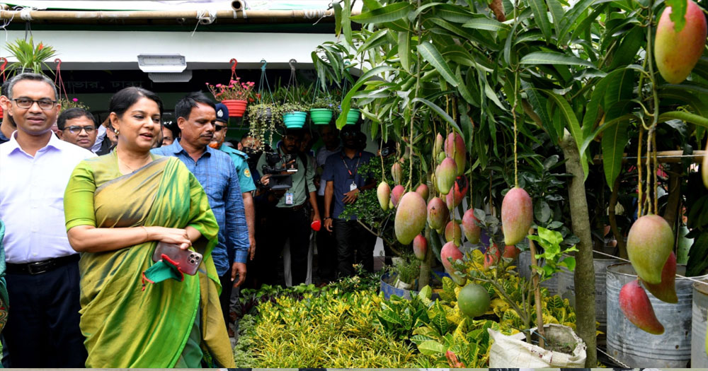 সুপারশপগুলো শতভাগ পলিথিনমুক্ত হয়েছে: পরিবেশ উপদেষ্টা