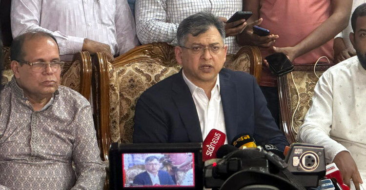 প্রধানমন্ত্রী পদে সর্বোচ্চ ১০ বছর, শর্তসাপেক্ষে একমত বিএনপি : সালাহউদ্দিন আহমদ