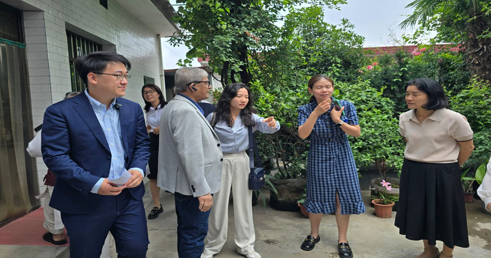 চীনের স্মার্ট গ্রাম পরিদর্শনে বিএনপির শীর্ষ প্রতিনিধি দল