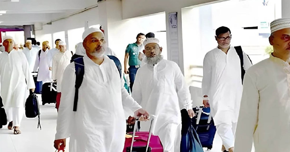 হজ শেষে ফিরলেন ৬০ হাজারেরও বেশি হাজি