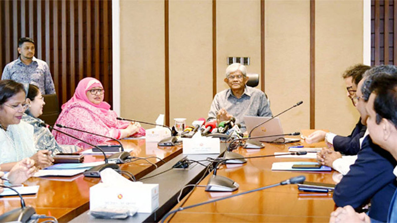 আগের গভর্নররা সরকারের এজেন্ট  হিসেবে কাজ করতেন : অর্থ উপদেষ্টা