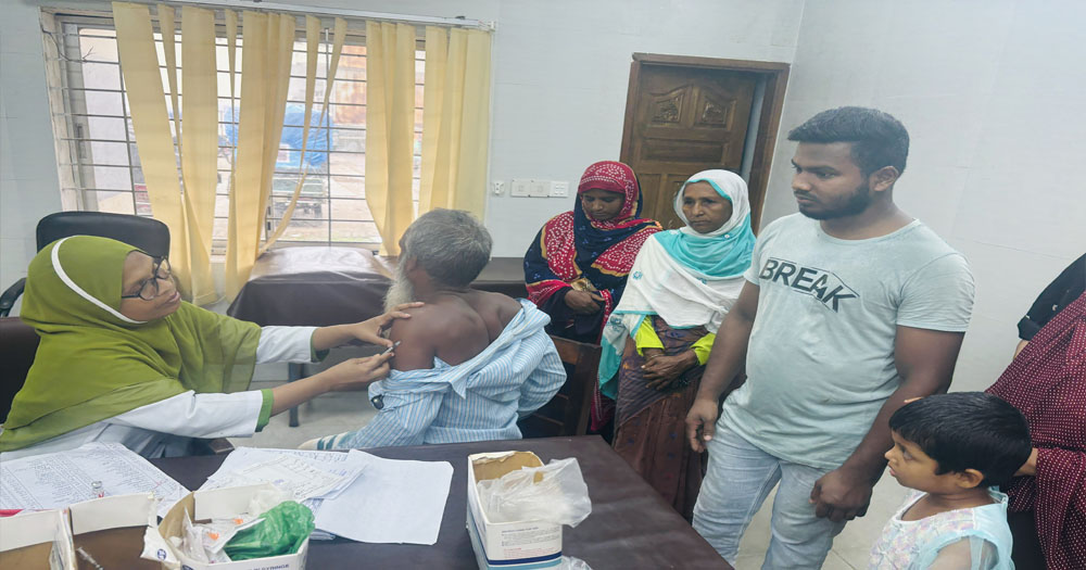 জলাতঙ্কের টিকা নেই ঠাকুরগাঁও জেনারেল হাসপাতালে, সংকটে শিশু ও দরিদ্র রোগীরা
