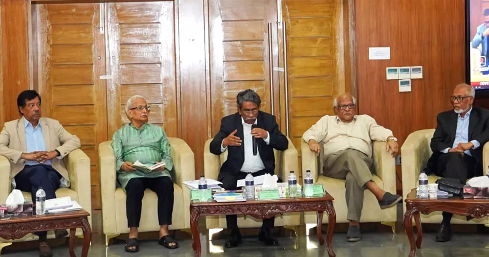 জুলাইয়ের মাঝামাঝিতে একটি ‘সনদের’ জায়গায় পৌঁছানোর আশা আলী রীয়াজের