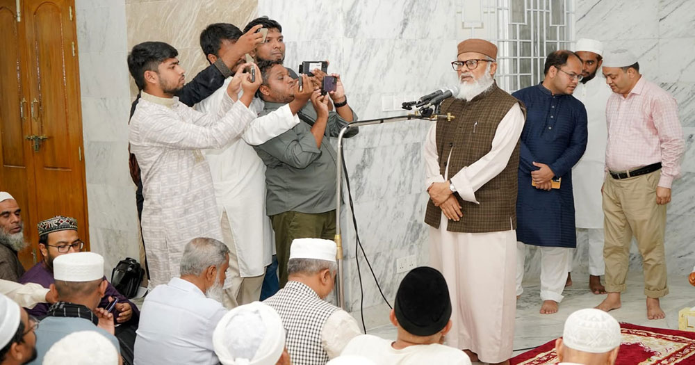জনগণের টাকা নয়, সেবাই আমাদের উদ্দেশ্য : ধর্ম উপদেষ্টা