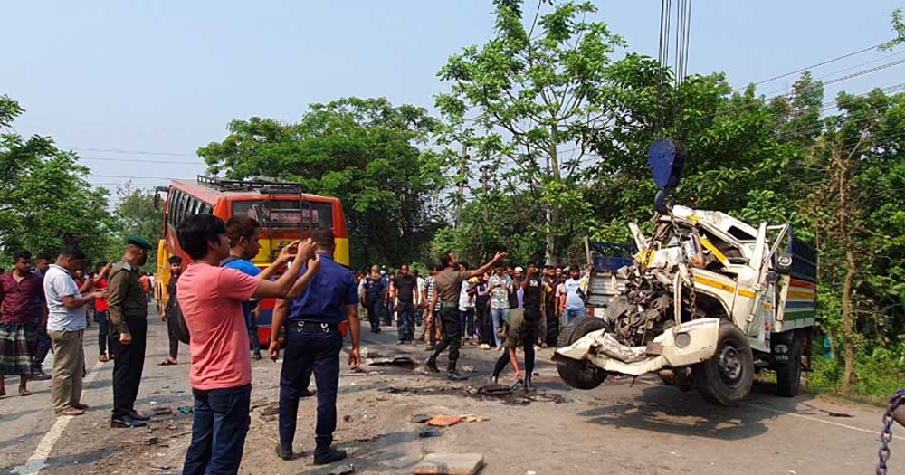 মহাসড়কে বাড়ছে মৃত্যু, ছয় মাসে ১৪শ দুর্ঘটনা