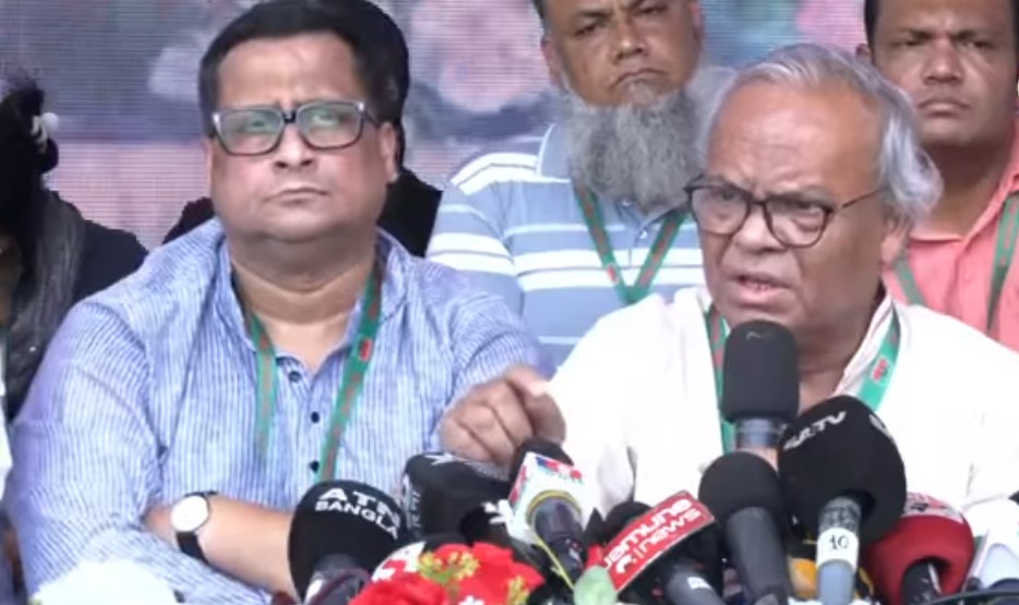 নির্বাচনকে ঘিরে ষড়যন্ত্র চলছে: রিজভী