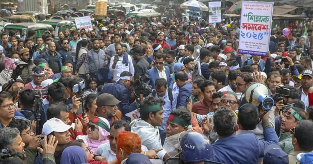 আবারো আন্দোলনে যাচ্ছেন প্রাথমিকের শিক্ষকরা