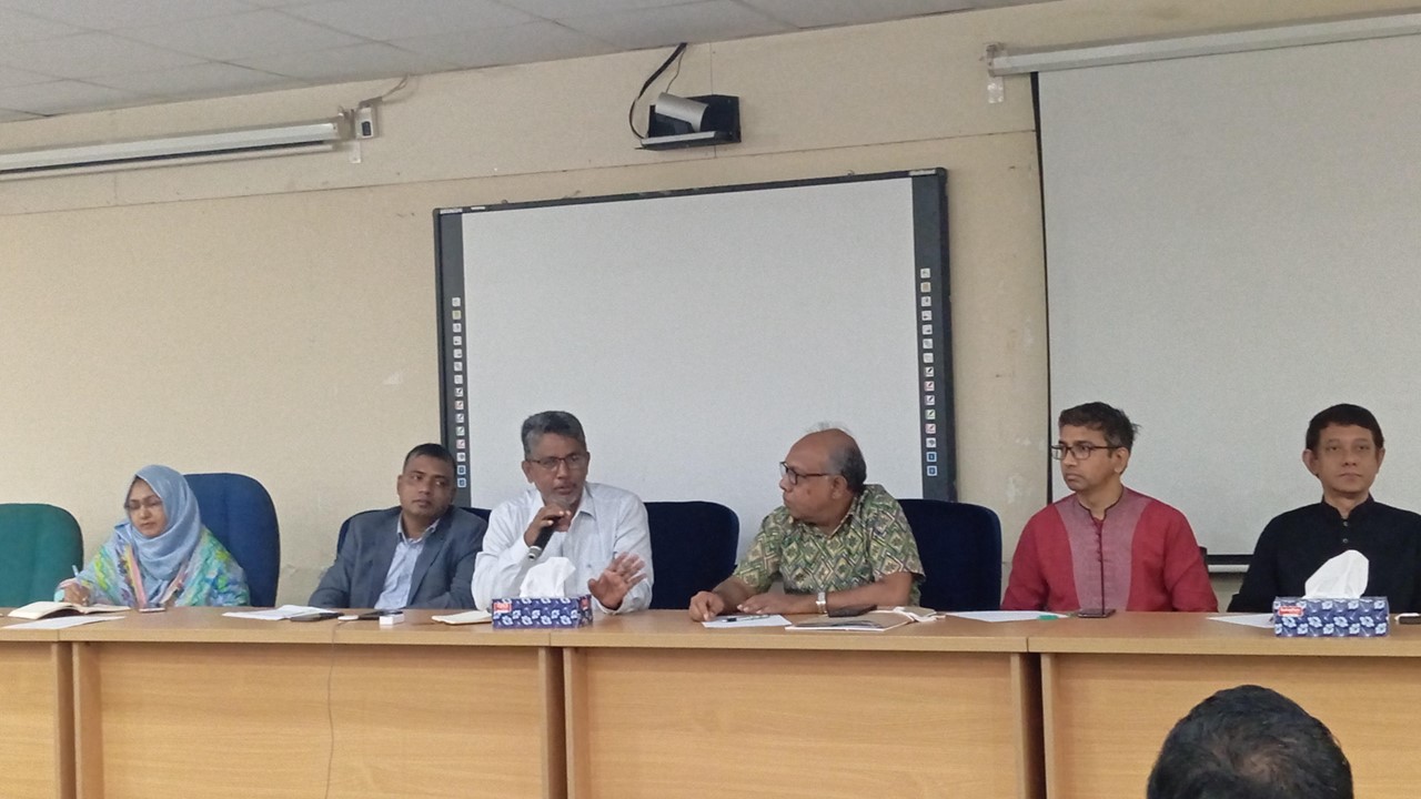 তফসিল ঘোষণার পর ৪৫ দিনের মধ্যে ডাকসু নির্বাচন: রিটার্নিং কর্মকর্তার স্পষ্ট বার্তা