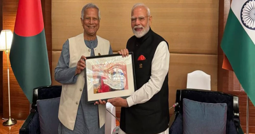 নরেন্দ্র মোদিকে ১০০০ কেজি আম উপহার পাঠাচ্ছেন প্রধান উপদেষ্টা