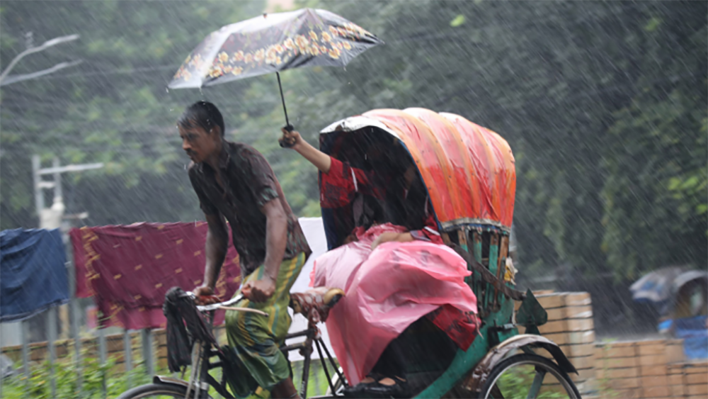 সুর্যের মুখ দেখতে না দেখতেই টানা বৃষ্টির পূর্বাভাস