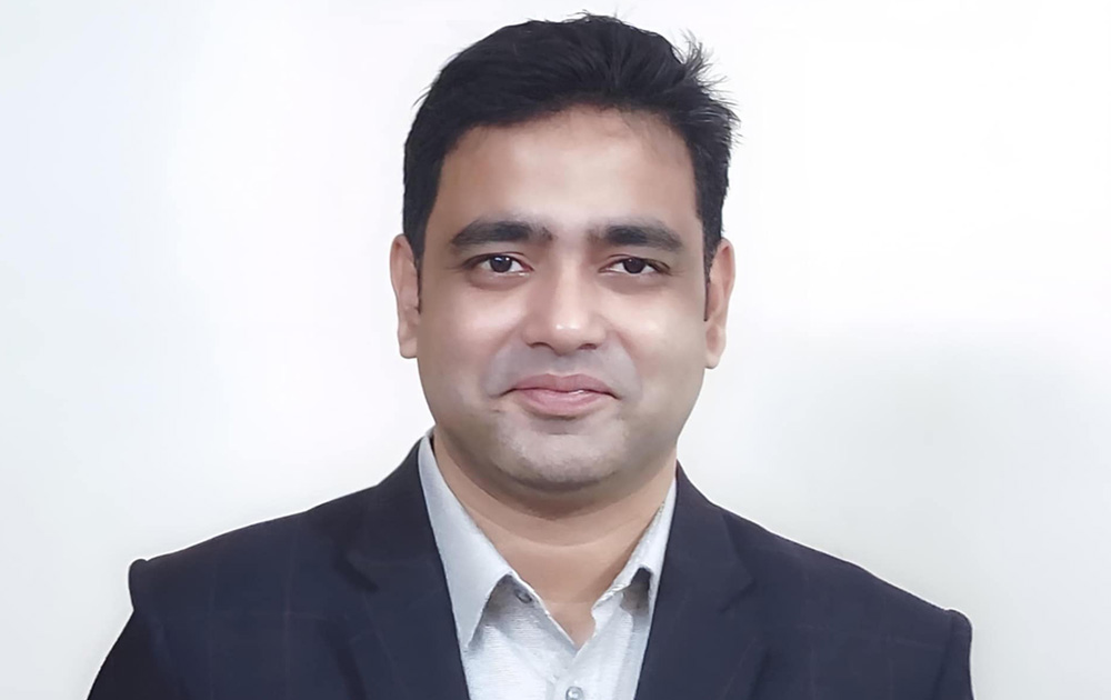 লোভের ফাঁদে পড়ে সুকান্তও নিঃস্ব হয়