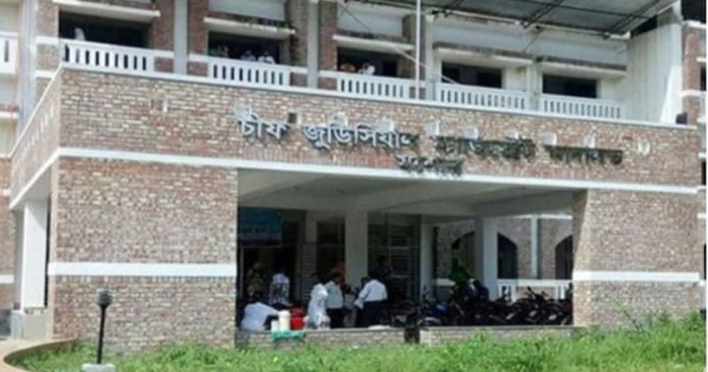 কুমারী সেজে দ্বিতীয় বিয়ে ও মালামাল আত্মসাৎ, স্বামীর আদালতে মামলা
