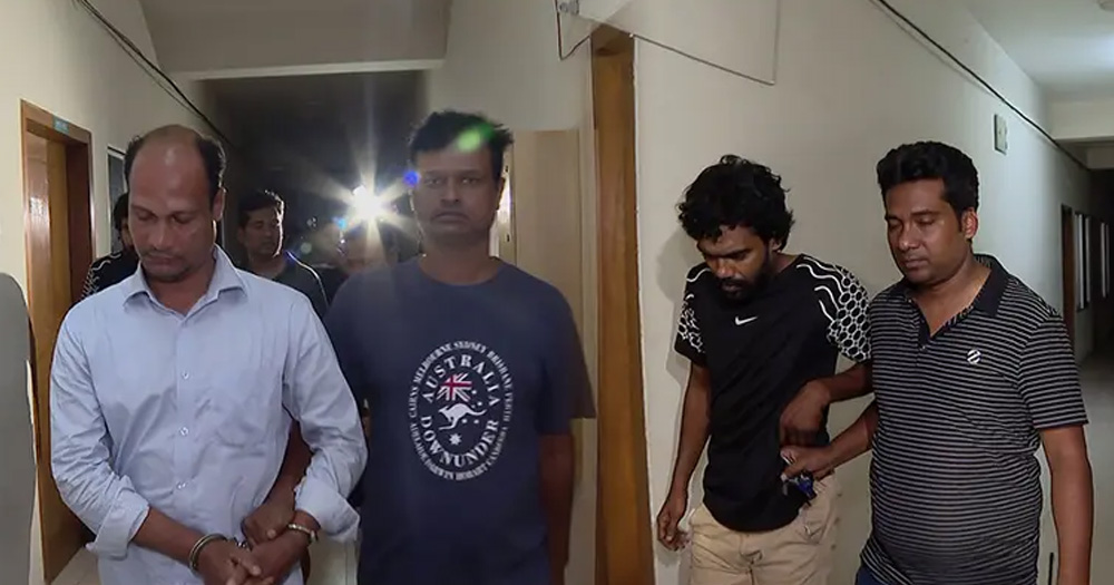 মিরপুরে ডাকাতি করে পালানোর সময় চার সাবেক সেনাসদস্য আটক