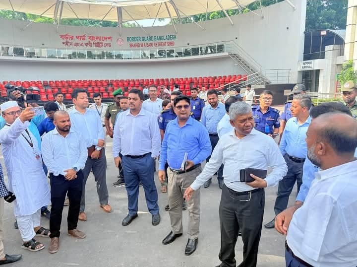 বেনাপোলে ভারত-বাংলাদেশ বাণিজ্য সহজীকরণে কাস্টমস কর্মকর্তাদেরকে নির্দেশ