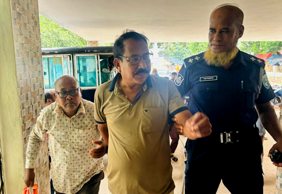 বৈষম্য বিরোধী ছাত্র আন্দোলনে হামলার অভিযোগে ইউপি চেয়ারম্যান সহ ছয়জন গ্রেপ্তার