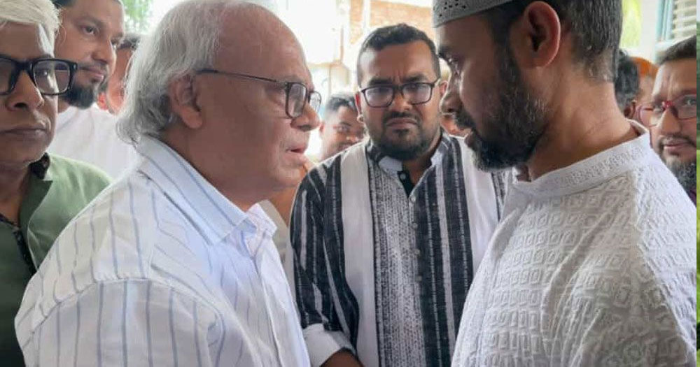 মাইলস্টোনে বিমান বিধ্বস্ত: নিহত নাজিয়া-নাফির পরিবারের পাশে রিজভী