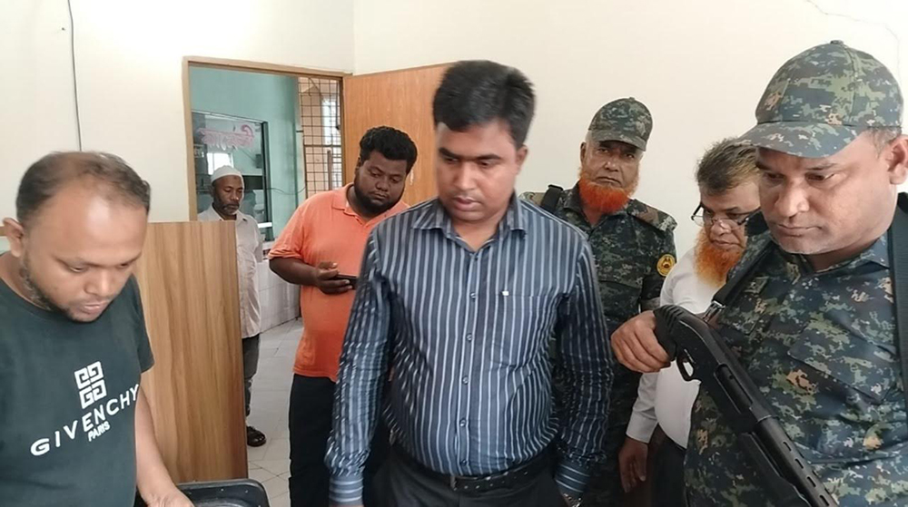 চাঁদপুরে মেয়াদ উত্তীর্ণ রি-এজেন্ট পাওয়ায় হাসপাতাল মালিককে জরিমানা