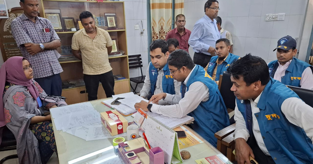 পীরগঞ্জ হাসপাতাল: যন্ত্র অচল, খাবার নিম্নমানের, চিকিৎসায় অবহেলা