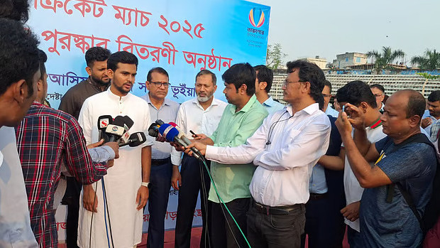 ছাত্র সংগঠনগুলো সমঝোতায় এলে পরিস্থিতি এ পর্যায়ে আসতো না: ঢাবি পরিস্থিতি প্রসঙ্গে আসিফ মাহমুদ