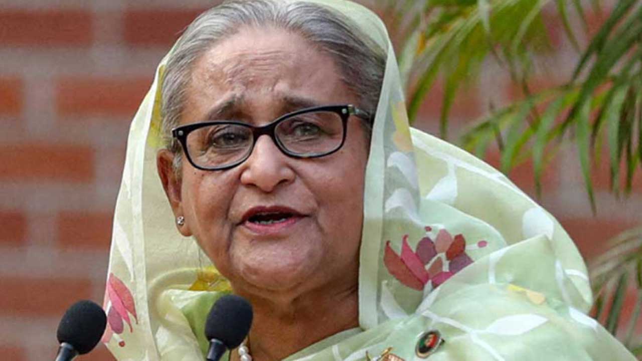 খুলনায় শেখ হাসিনাসহ ৪৬ জনের বিরুদ্ধে রাষ্ট্রদ্রোহ মামলা