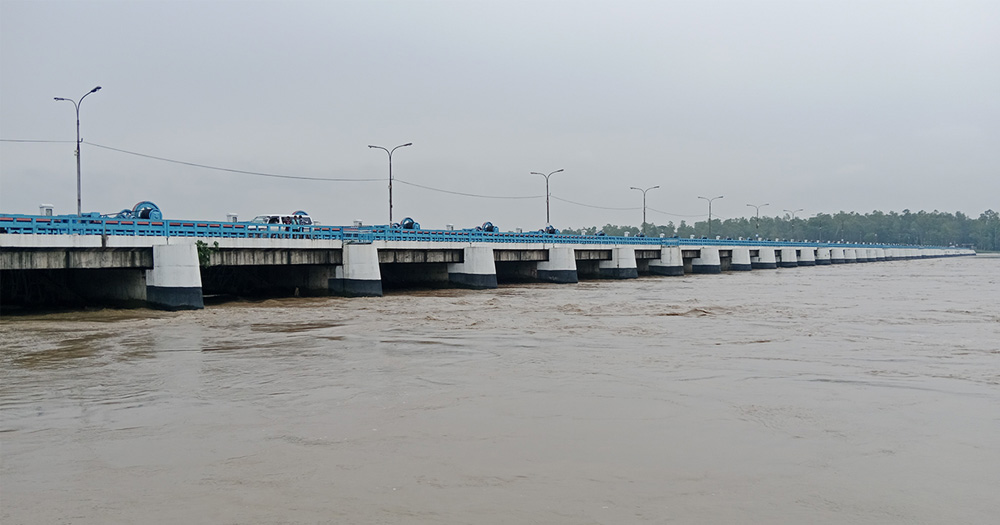 বিপৎসীমার ওপরে তিস্তার পানি, নিম্নাঞ্চল প্লাবিত