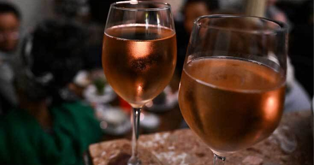 কুয়েতে বিষাক্ত মদপানে ১৩ প্রবাসী শ্রমিকের মৃত্যু