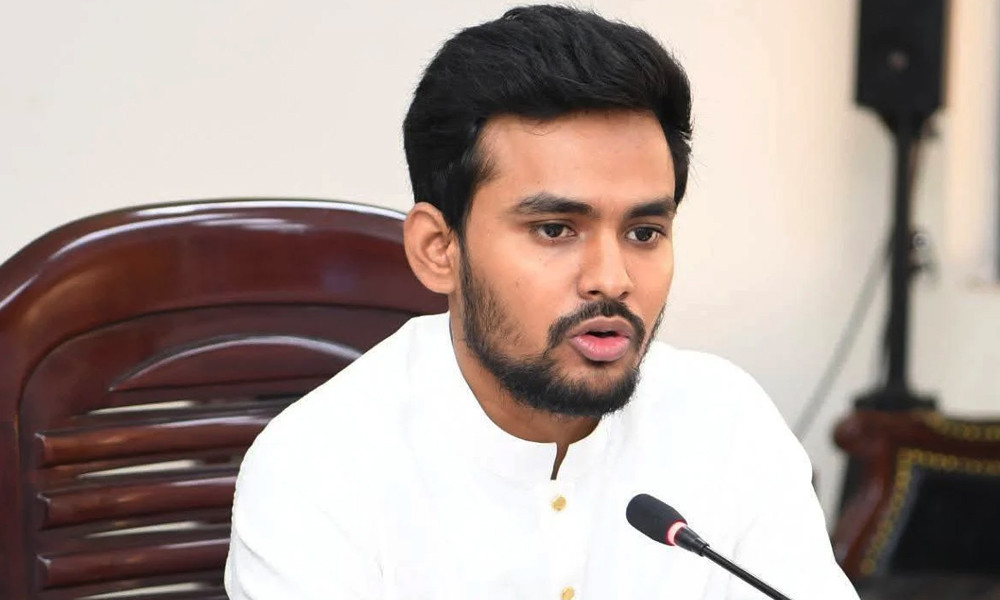 হাঁসের মাংস খেতে নীলা মার্কেটে, বন্ধ থাকলে ওয়েস্টিনে যান আসিফ মাহমুদ