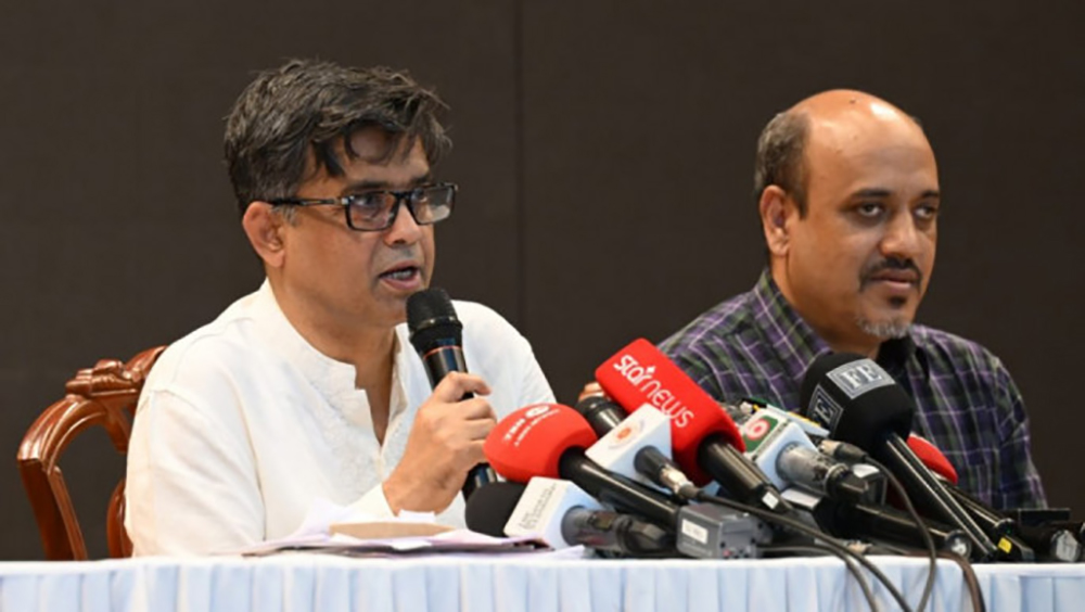 আওয়ামী আমলে কেনা নজরদারি যন্ত্রপাতি ও অস্ত্র ক্রয় নিয়ে তদন্ত হচ্ছে : শফিকুল আলম